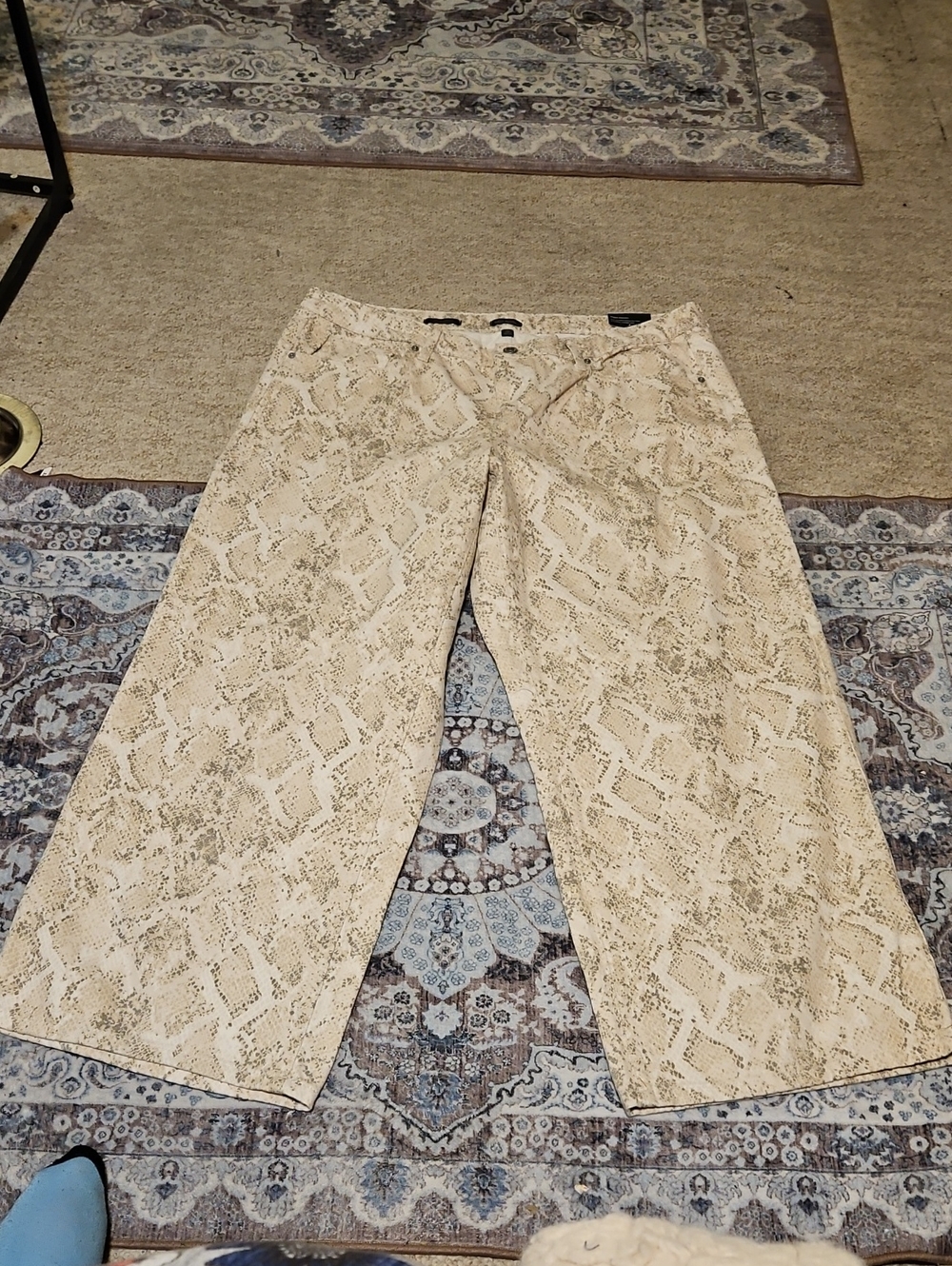 wild fable Beige Snake-Print Wide Leg Jeans